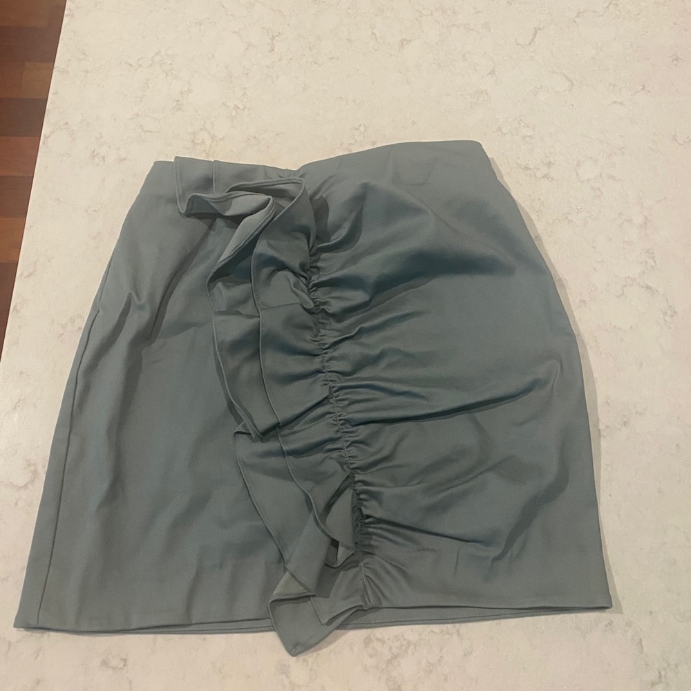 High waisted mini skirt